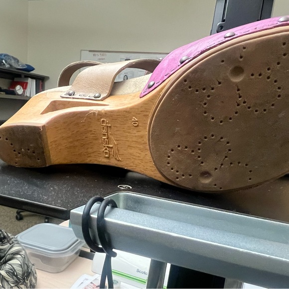 Dansko Pink and Tan Mules - Picture 4 of 6